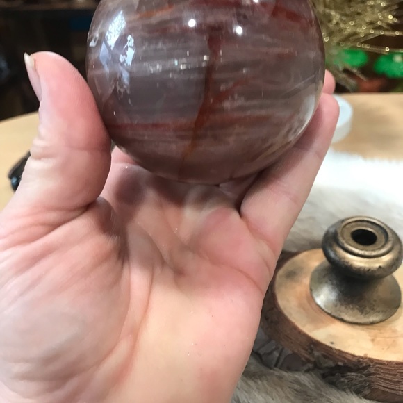 Fire quartz sphere - Picture 5 of 5